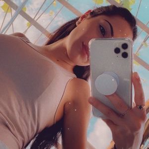 Meet your Posher, Ata